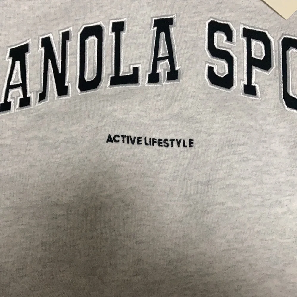Adanola Minimalist Adanola sport Crewneck sweatershirt Grey designer loungewear - Picture 3 of 6